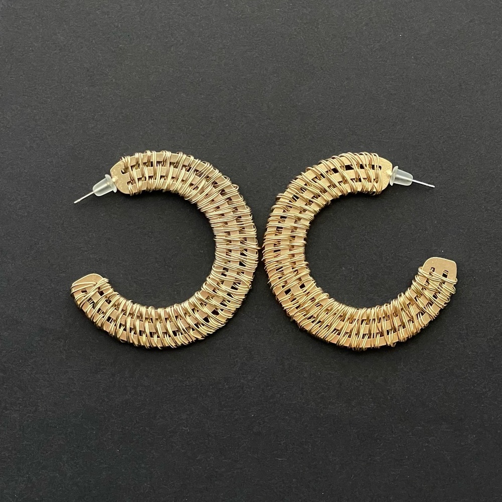 Boho gold hoops - rattan design